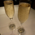 リストランテ・ヒロソフィー 銀座 - ランチでシャンパン