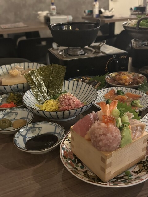 Kyushu Tonkotsu Oden to Takujou Motsu Nikomi Osusume Ya Nagoya Sakae Ten