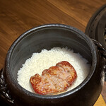 焼肉ぽんが - トリュフとフォアグラの土鍋ご飯