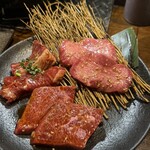 炭火焼ホルモン ぐう - 