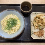 うどんのめんた - 料理写真: