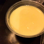 PHO24 - デザートのカスタードプリン