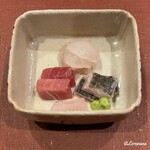 御料理 寺沢 - 星鰈､目鉢鮪､太刀魚の炙りに星鰈の縁側