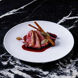 食材にこだわった料理を堪能ください