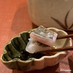 御料理 寺沢 - 太刀魚の炙りを割醤油で