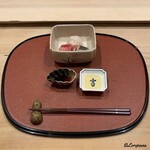 御料理 寺沢 - 星鰈､目鉢鮪､太刀魚の炙りに星鰈の縁側