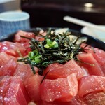 まぐろのなかだ屋 - 