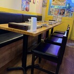 え 町田なのに ネパール餃子酒場 そるてぃ - 内観