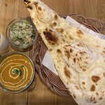 え 町田なのに ネパール餃子酒場 そるてぃ - 【そるてぃAセット】　ナンﾁｮｲｽ