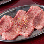 焼肉よしだ苑 - メイン写真: