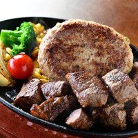 牛豚ミックスハンバーグ+葡萄牛ステーキカット