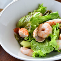 シーフードサラダ