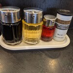 会津喜多方ラーメン坂内 小法師 - 卓上調味料