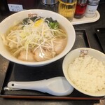 会津喜多方ラーメン坂内 小法師 - ワンタン貝節塩ラーメン✨️