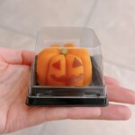 シャトレーゼ - 料理写真: ハロウィン創作和菓子 かぼちゃ