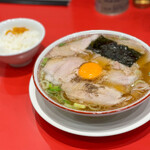 マルチューラーメン - 特製中華そは ＋ 無料ライス☆