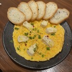 みさご酒場 - カマンベールチーズのオムレツ