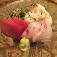 銀座 とよだ - 青森大間のマグロ〜
                三重伊勢海老の焼き霜造り
                (♡ε♡ )