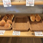 ヒッポー製パン所 - 店内