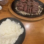 ステーキヒカル - 