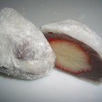 大蔵餅 - 苺大福