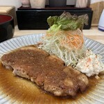 えいすけ - 料理写真:ポークジンジャー・サラダ