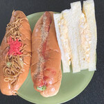 ニコラス精養堂 - 焼きそばパン、ホットドッグ、卵サンド