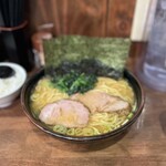 横浜家系 まるに家 - 