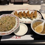 餃子の王将 - 料理写真: