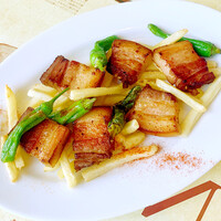 アジサイ豚バラ肉のフリット ～ラマンチャ風～