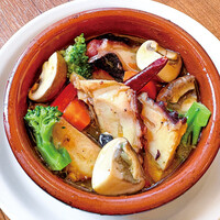 -タコとブラウンマッシュルームアヒージョ