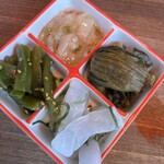 鮮度の極み 魚もつ - スピードメニュー3品+1。でも早くは無い。