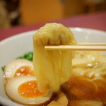 鶏白湯麺 蔭山樓 - 