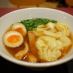 鶏白湯麺 蔭山樓 - 