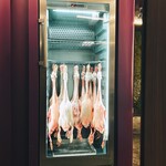 NH - 熟成鴨(階段上がったところにいてみんなワッてなる)