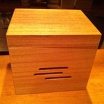 酒亭 沿露目 - 海苔箱で海苔を炙る焙炉