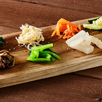 すもも - 8種のナムル盛り