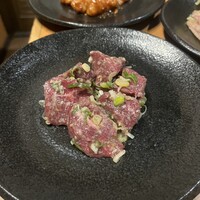 ホルモン焼肉 富や 栄店 - 