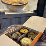 大阪 船場生まれのタルト専門店 BOMBOMY 本町店 - 