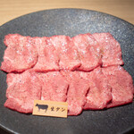 神戸牛焼肉 にくなべ屋 神戸びいどろ - 生タン