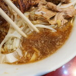 ラーメン二郎 - スープ