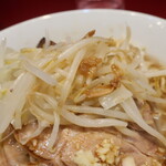 ラーメン二郎 - ヤサイ（そのまま）