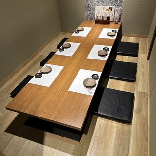 ゆったりと寛げる和空間◆大宴会におすすめの団体様向け個室有り