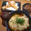 うどん 慎 - かけ＋牛肉＋海老天（冷）、ちくわ天