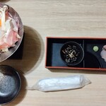 ひなた - 豚肉のすき焼き小鍋＆本日のお造り盛合わせ(4種)