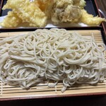 あさひ庵 - 星が見える、瑞々しい細切りそば。