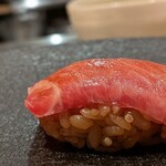 鮨 こもれび - 上質なお肉のような濃厚さ