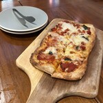 イルチェントロ ハミングバード - 蔵王モッツァレラチーズのマルゲリータ