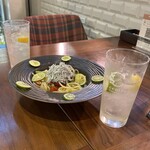 イルチェントロ ハミングバード - 北限しらすと仙台雪菜で柑橘ペペロンチーノ