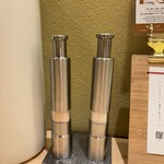 覚王山とんかつ わだ福 - 塩が2種